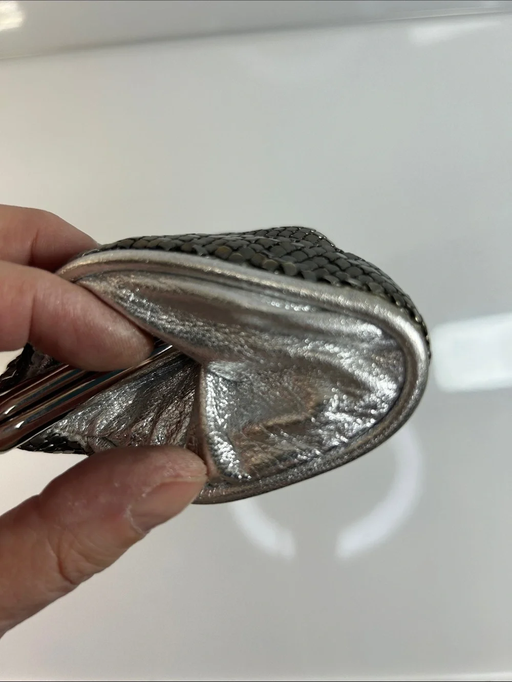 Vintage Whiting & Davis Metallic Silver Tone Mesh Evening Clutch W/ Chain Strap